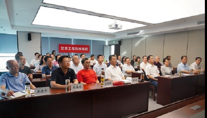 乐动·官方端网站在线干部职工收听收看庆祝中国共产党成立100周年大会直播盛况