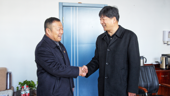 省纪委监委慰问乐动·官方端网站在线纪检监察系统劳动模范