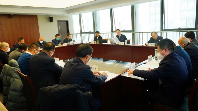 乐动·官方端网站在线专题传达学习全省经济运行调度会议精神及安全生产工作会议精神