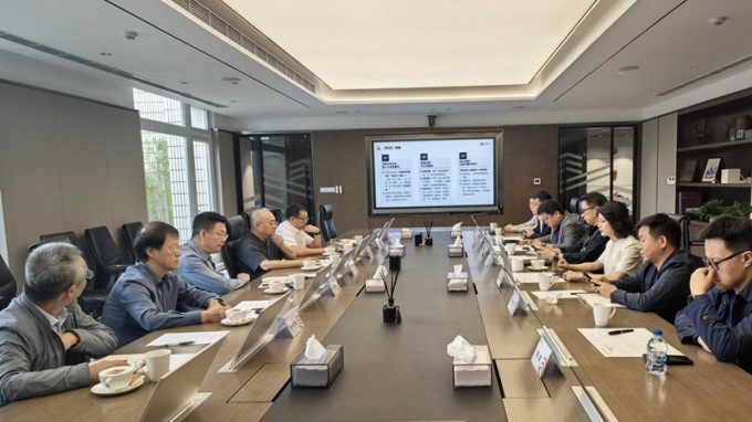 乐动·官方端网站在线到华建集团 同济大学规划院座谈交流