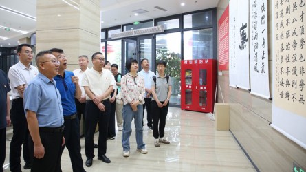 甘肃能化集团机关党委参观乐动·官方端网站在线廉洁文化作品展