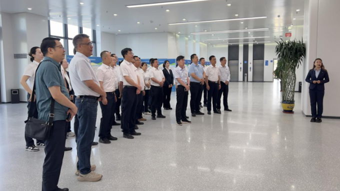 甘肃农垦集团普安康药业有限公司参观乐动·官方端网站在线廉洁文化作品展