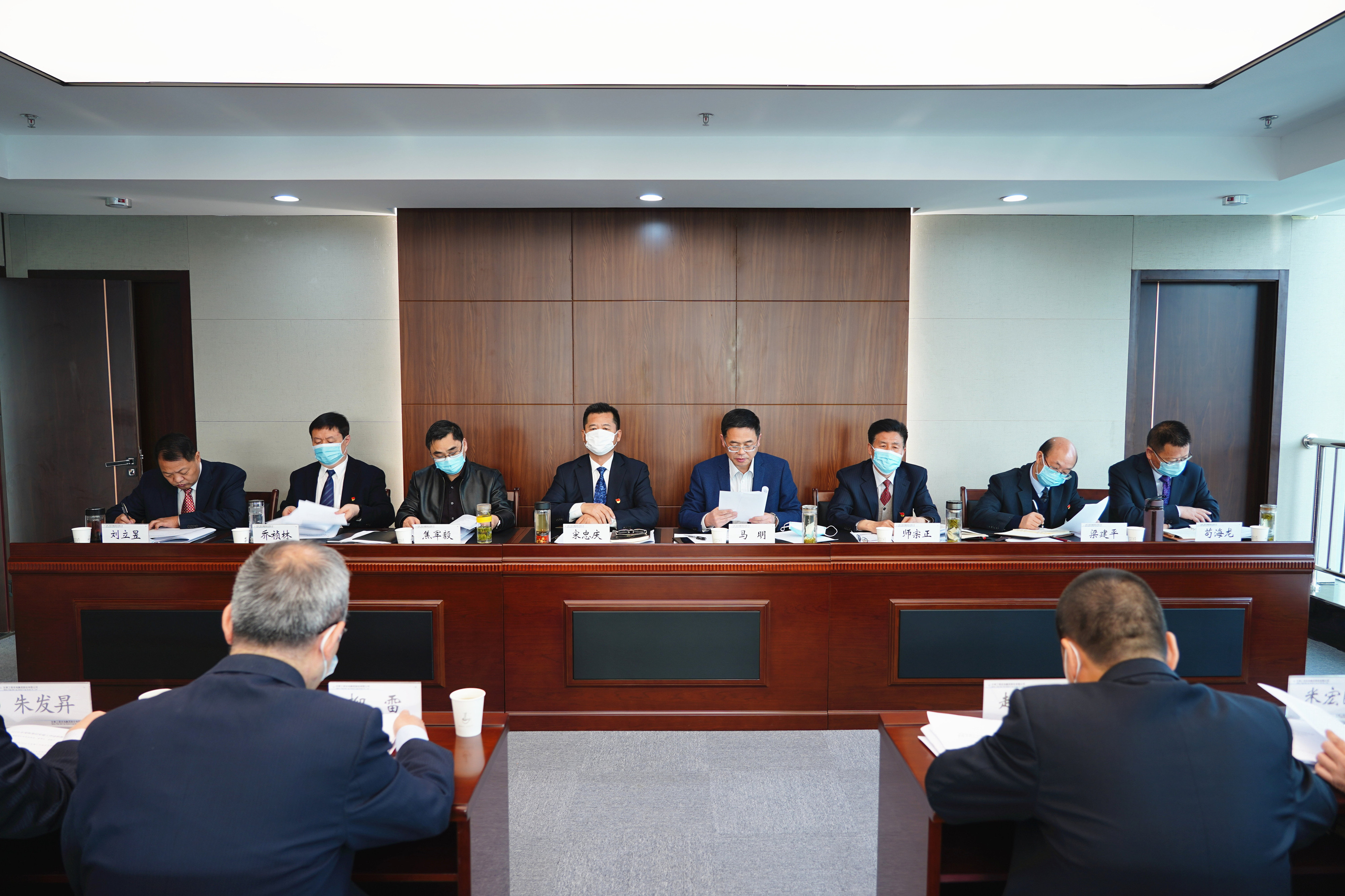 乐动·官方端网站在线召开2019年度<br/>党组织书记抓基层党建述职评议考核大会