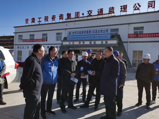 1577784524637005733.jpg 李睿厅长调研卓合路1.jpg