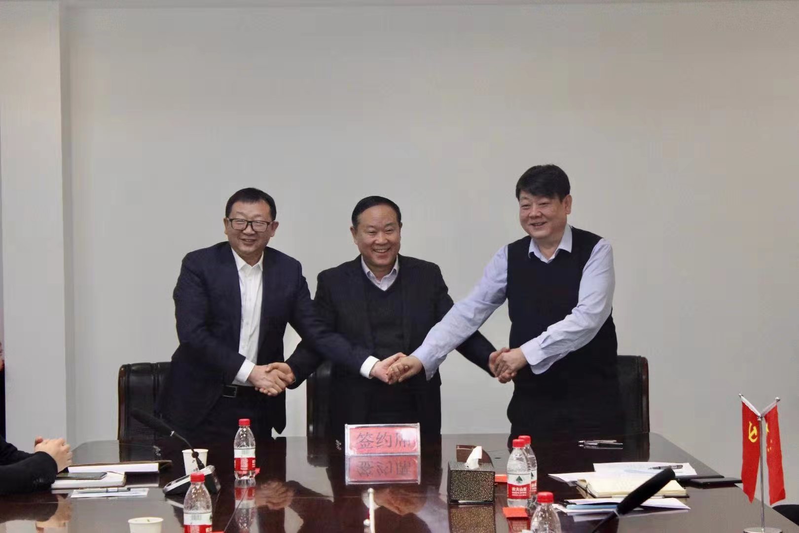 1612162886793018003.jpg 1.jpg