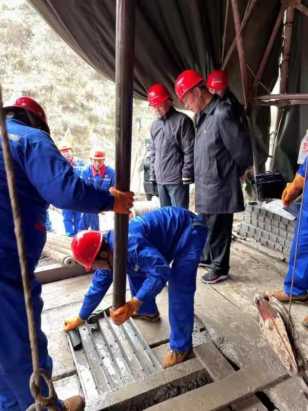 1620437393190089748.jpg 水电院党员先锋3.jpg