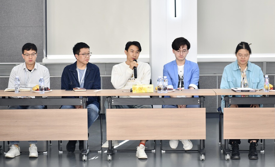 1633654584435020846.jpg 建院座谈33.jpg